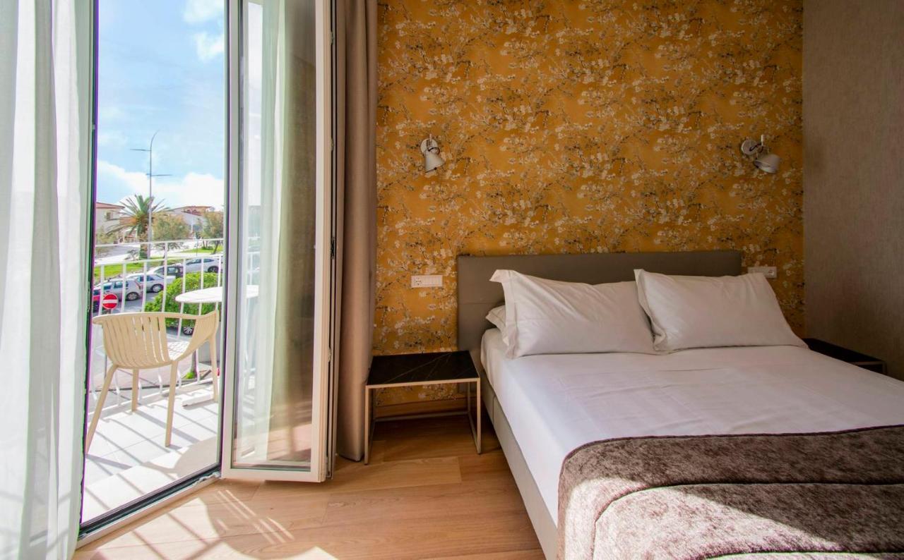 Hotel Medusa Lido di Camaiore Exteriör bild