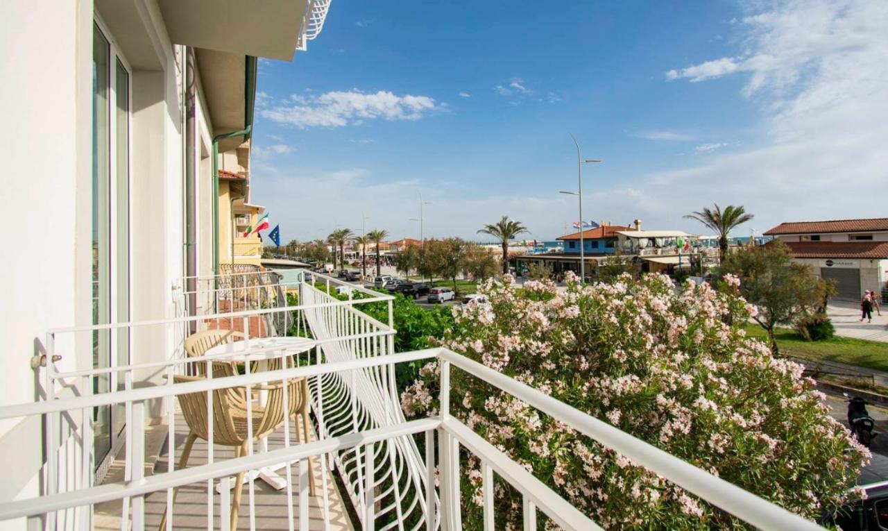 Hotel Medusa Lido di Camaiore Exteriör bild
